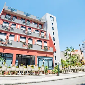 https://la-piramide.sicilyhotelsitaly.net