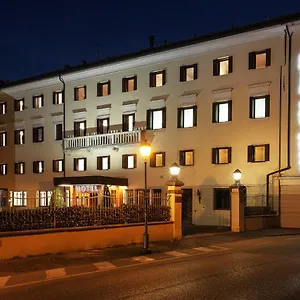 https://hotel-doriguzzi.hotelinveneto.com